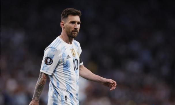 泰山队真不应续约瓦科,